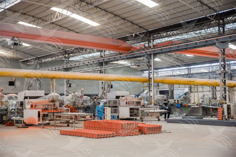 每平方20元左右的合成树脂瓦使用寿命有几年？